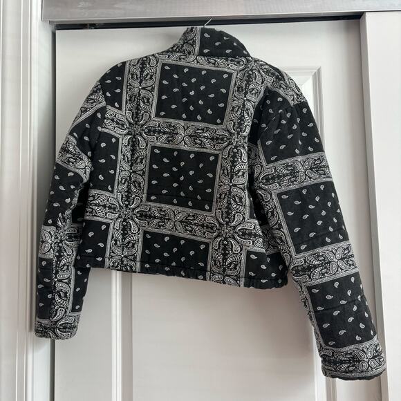 Superdown Women’s Gianina Puffer Jacket Paisley Black White Sz S - Picture 3 of 10
